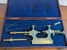 Jacot Lathe Tool / Tour a