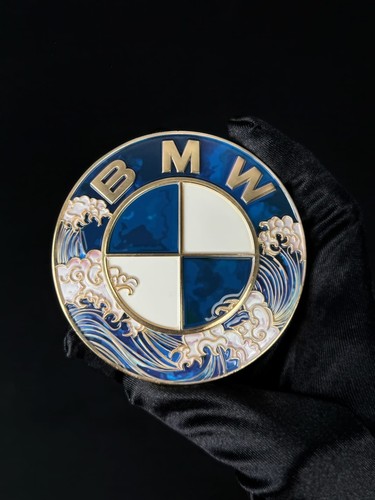 Wave design bonnet - bonnet/boot, badge