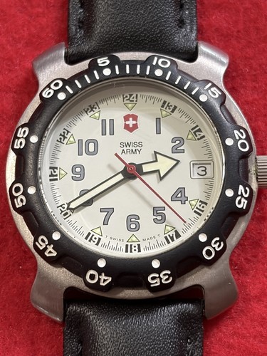 Vintage 1980 men quartz - vintage, 1980's