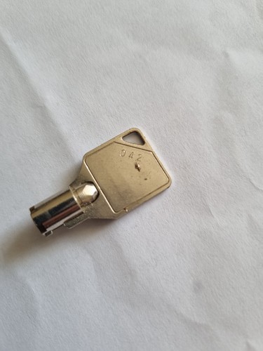 Key 042 for bewator vanderbilt - key,
