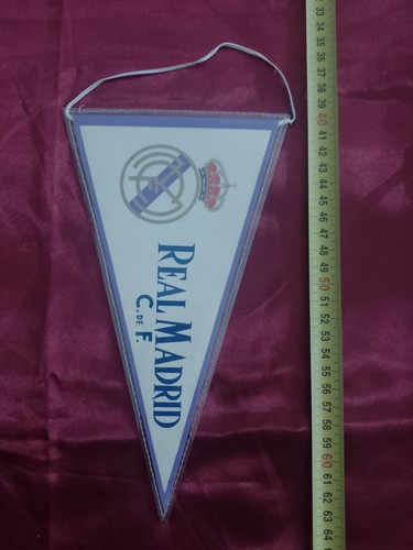 Old football pennant real - football,