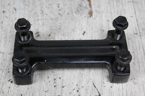 Steering head bearing cover