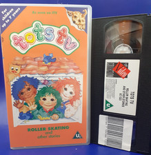 Tots TV - Roller Skating and