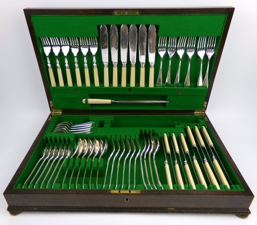 Silver plated cutlery canteen - silver,