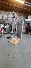 Precor   Lat Pulldown Machine