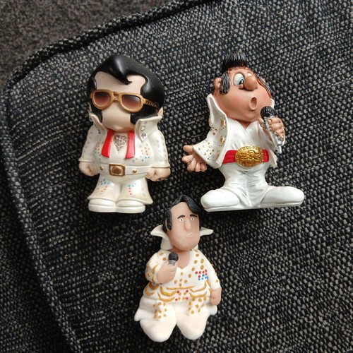 Elvis presley figurines - 3x,