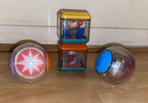 Fisher price peek boo blocks - a,