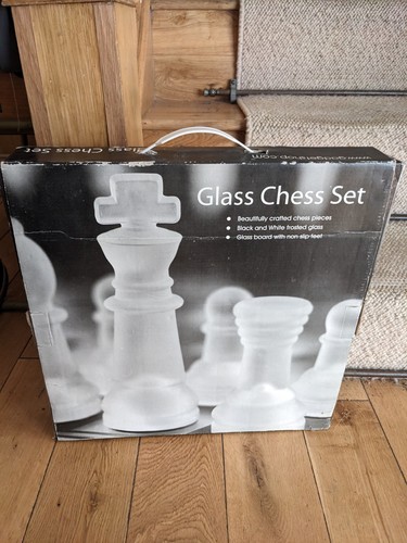 Full size complete glass chess - full,