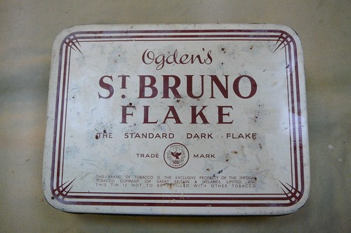 Vintage tobacco tin - , large