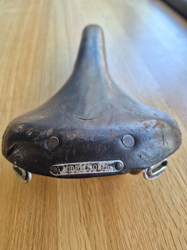 Middlemores bicycle saddle