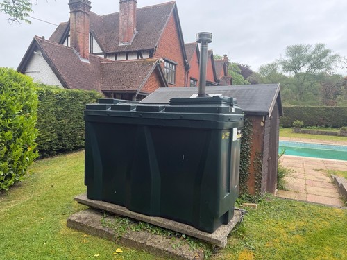 1175l bunded oil tank - oil,