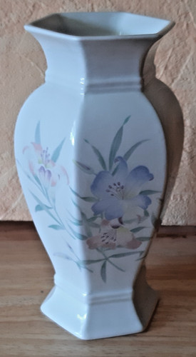 Royal winton ceramic - royal, vase