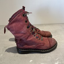 Dr Martens Triumph Aimilita