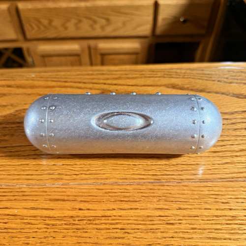 2000s oakley vault silver - 2000s,