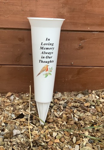 Robin spike memorial - memorial, grave
