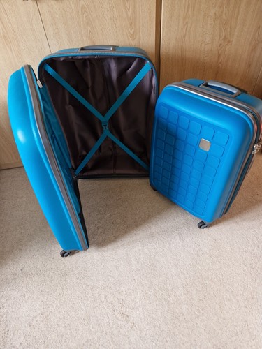 Tripp style lite hard suitcase - style,
