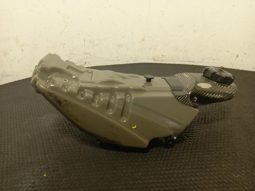 Yamaha 450 fuel tank 2011 - yz,
