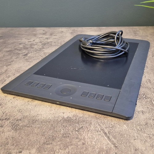 Wacom intuos pro medium pen - pro,