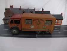 METTOY VINTAGE CLOCKWORK TINPLATE DELIVERY VAN - ROYAL MAIL MADE IN GT.  BRITAIN