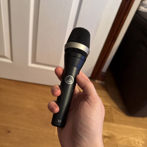 Akg dynamic xlr - d5,