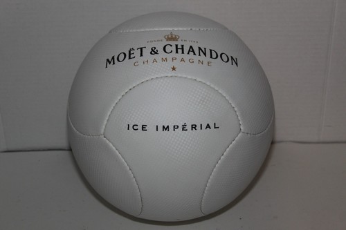 Moet chandon champagne - moet,