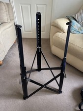 Aviot Pantam Handpan stand