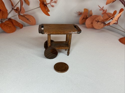 Scale wooden tea trolley - 1:12,