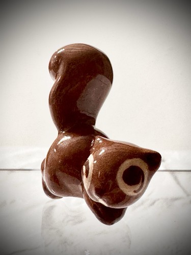 Early hagen renaker - hagen, brown