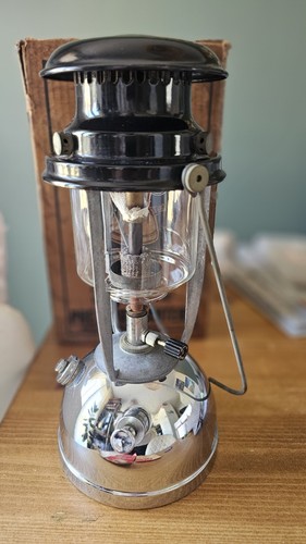 Vapalux model 320 - 320, pressure