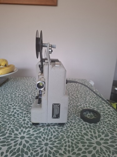 Eumig vintage projector - p8,