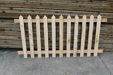 picket fence /  3 panels approx 18 foot 
