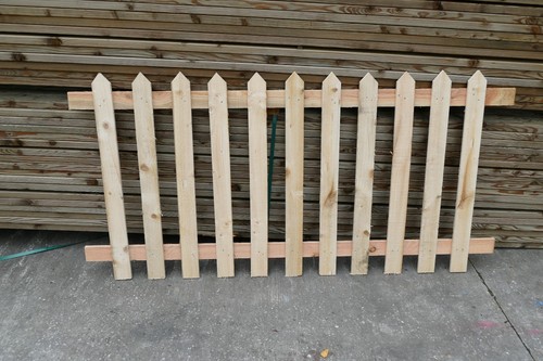 Picket fence 3 panels - 3,