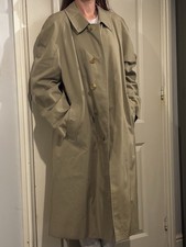 Ladies Burberry Trenchcoat