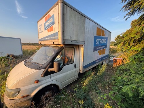 Ford luton transit - ford, with