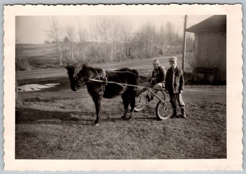 Vtg snapshot man - b&w, and