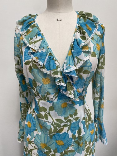 Vintage 1960 frilled floral - vintage,