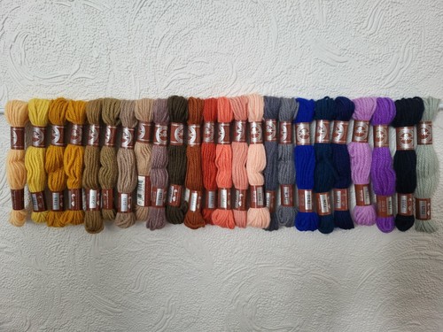 Pack dmc tapestry wools - 24,
