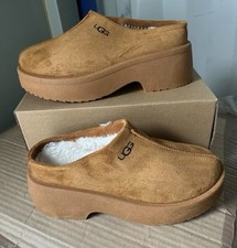 Size 5 Tan Ugg Clogs