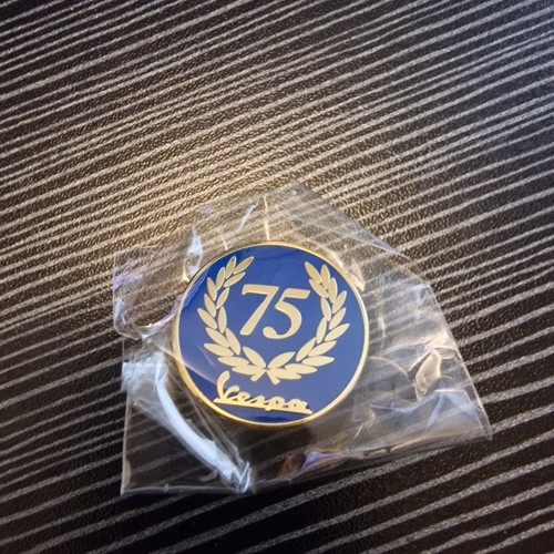 Vespa badge - vespa,