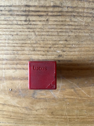 Lucas 30a 33406d - uk, box