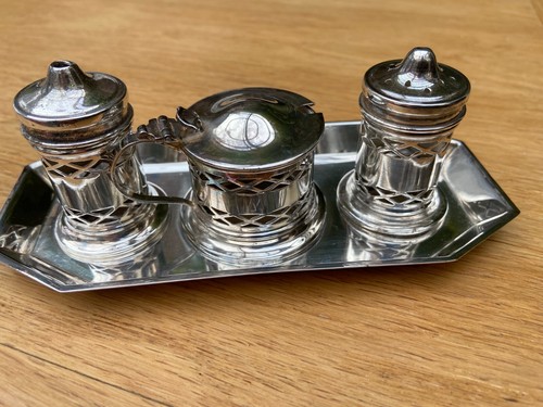 Silver plated piece - silver,
