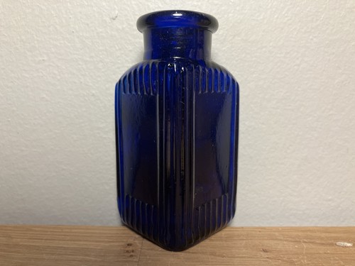 Cobalt blue scarce triangular - cobalt,
