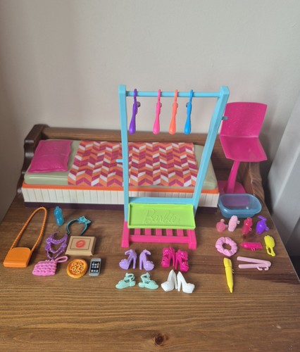 Barbie bedroom furniture set - bedroom,