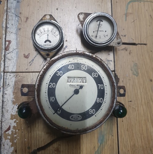 Vintage ford dashboard - ford, 7y