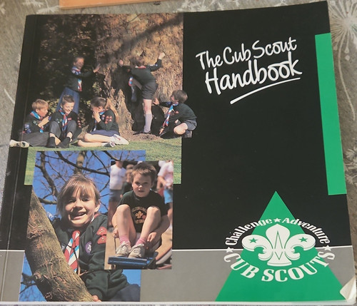 Cub scout handbook book boy - scout,