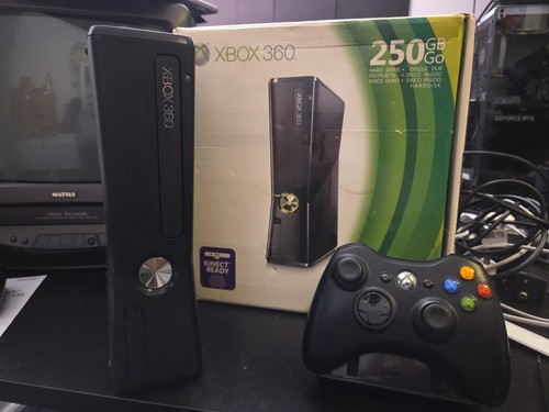 Xbox 360 slim 250 boxed - xbox,