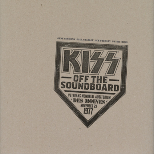 Kiss off the soundboard - kiss,
