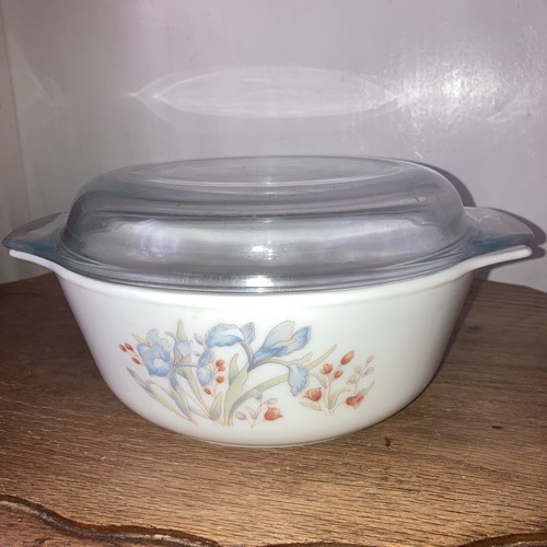 Pyrex blue iris vintage - iris,
