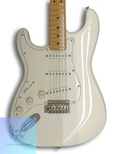 FENDER MI MEXICO LEFTY PLAYER