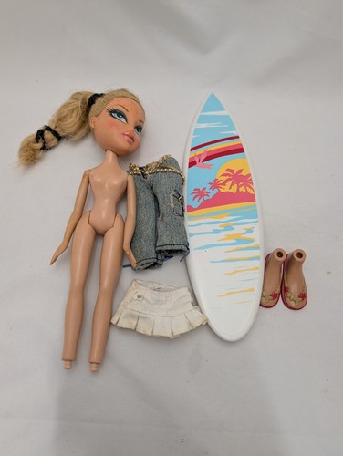 Cloe bratz doll toy - bratz,